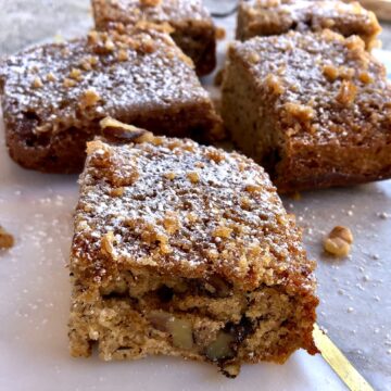 banana bread cake
